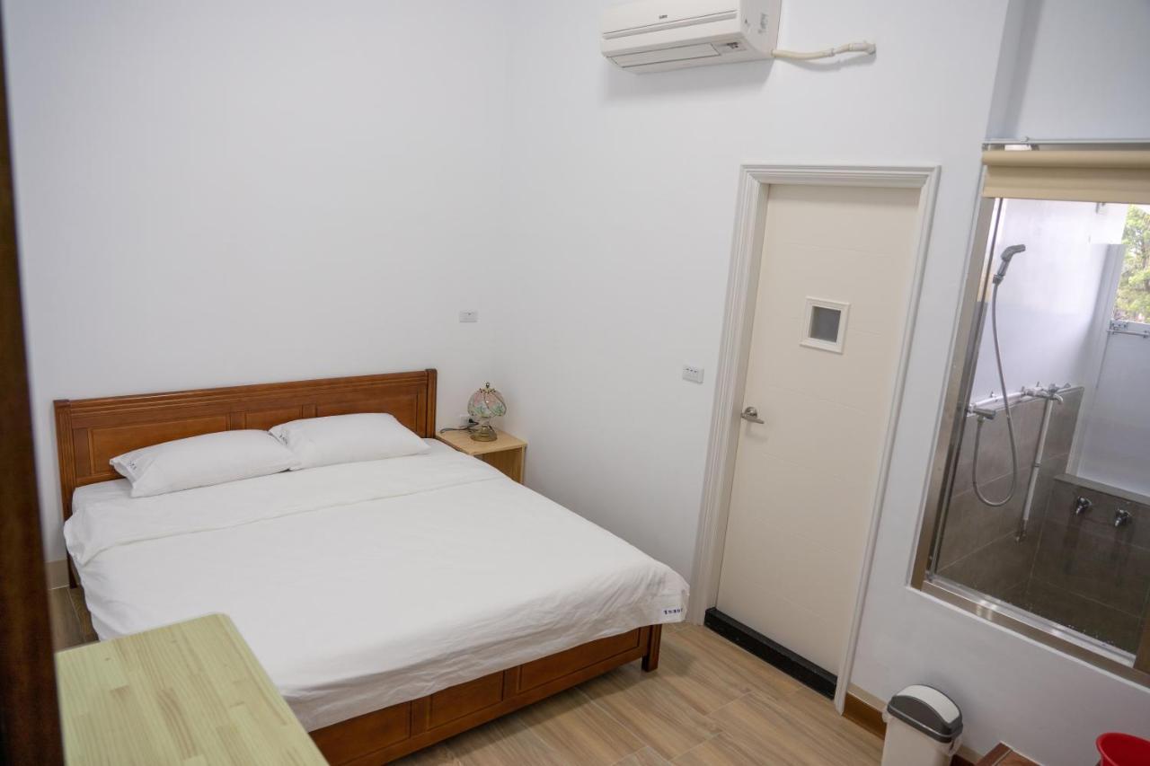 Golden Station Homestay T'ai-tung Exterior foto